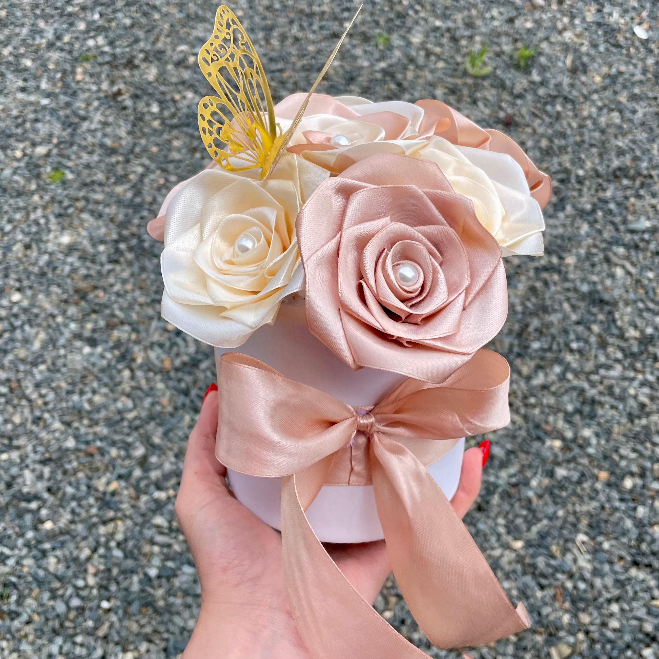 Box 7 roses