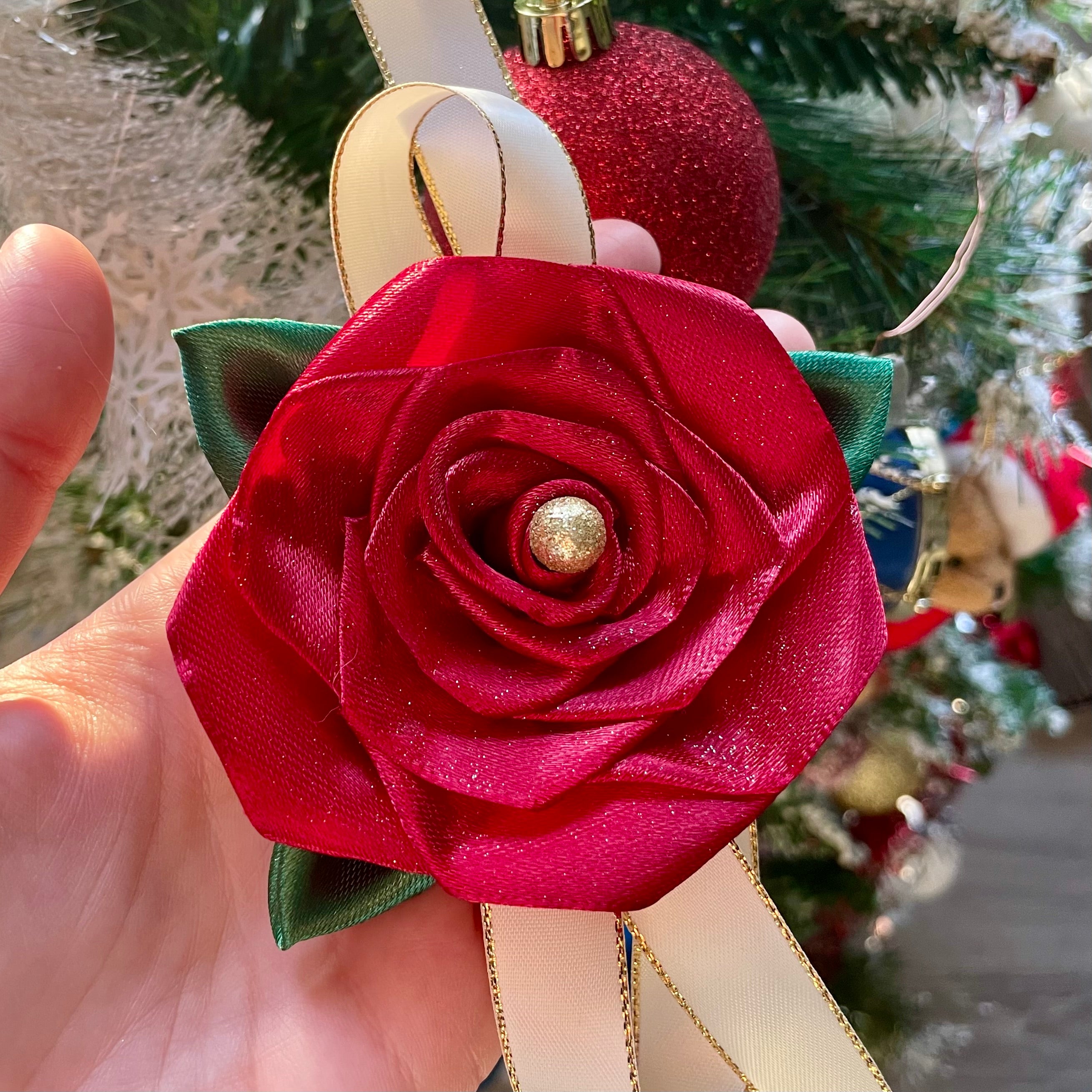 Suspension de Noël rouge carmin