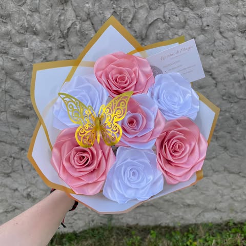 Bouquet 7 roses blanches/vieux rose