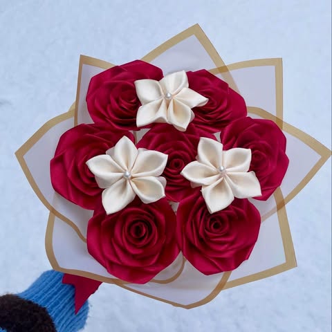 Bouquet 7 roses carmins