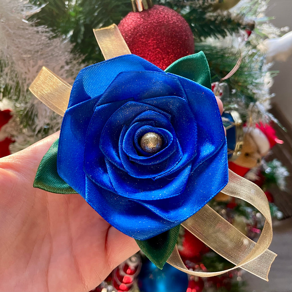 Suspension de Noël bleu marine